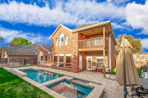 2701 Stone Creek Dr, Flower Mound, TX, 75028-1470 | Card Image