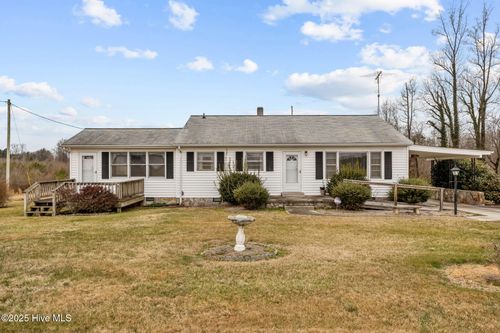 1100 Ben Smith Rd, Siler City, NC, 27344-9469 | Card Image