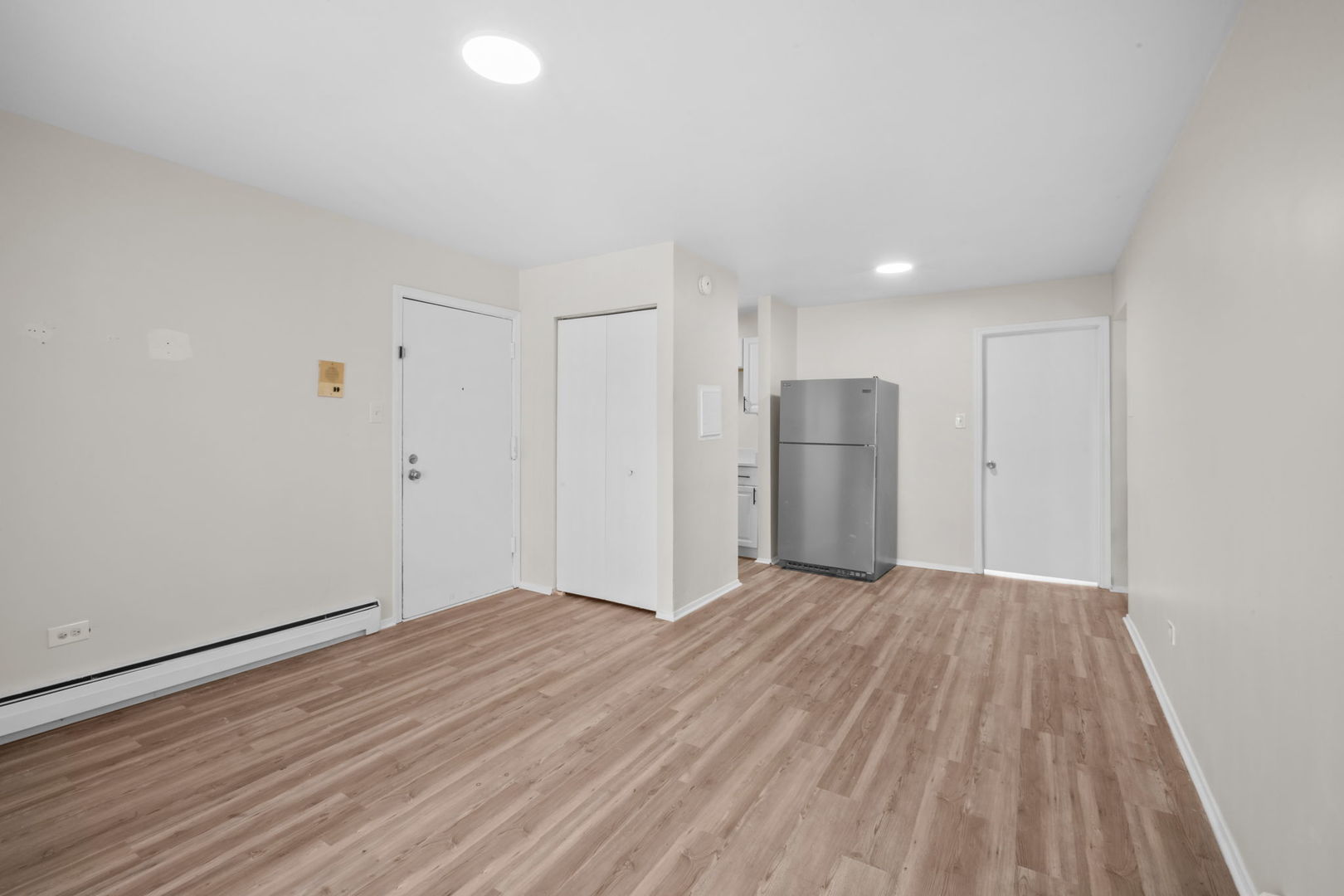 Commercial Sale in Lansing 5