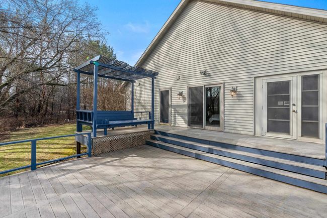 W9722 Cousins Court, House other with 3 bedrooms, 4 bathrooms and null parking in CALAMUS WI | Image 44
