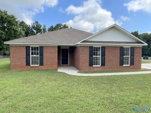 100 Brook Glen Dr, Hazel Green, AL, 35750-8882 | Card Image