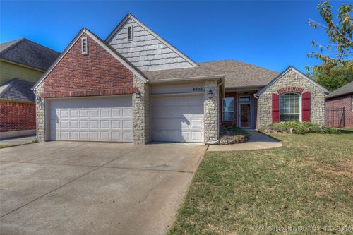 8408 Gardenia Ave, Broken Arrow, OK, 74011-7800 | Card Image