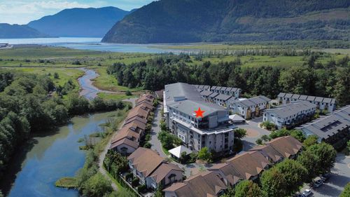 612-1212 Main Street, Squamish, BC, V8B0S1 | Card Image
