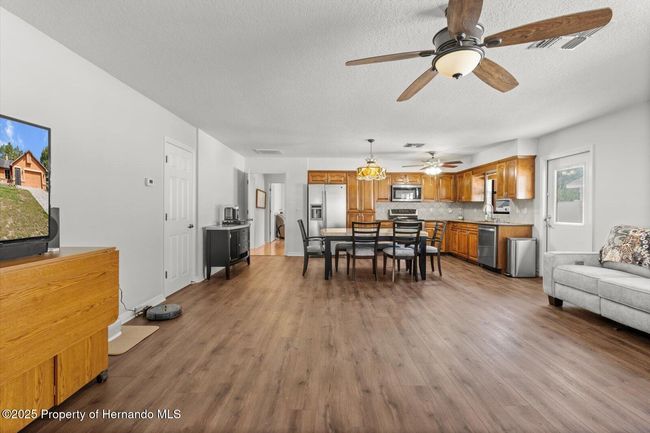 Suite Kitchen/ family room combination | Image 32