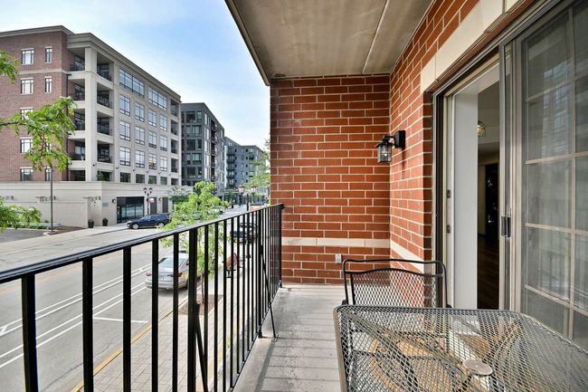 UNIT-201 - 210 N Addison Ave, Condo with 2 bedrooms, 2 bathrooms and 2 parking in Elmhurst IL | Image 32