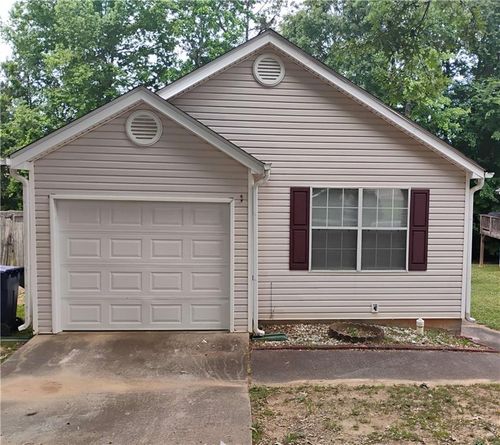 1596 Wembley Dr, Douglasville, GA, 30134-6456 | Card Image