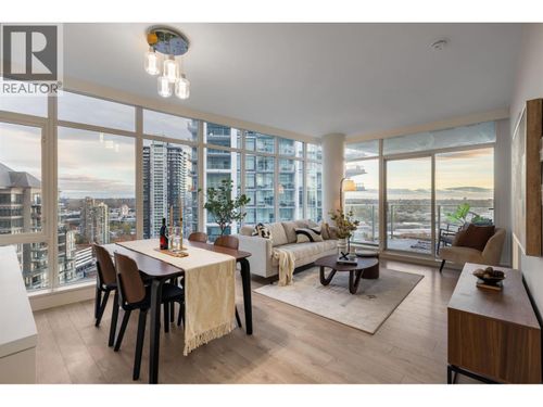 2402-1788 Gilmore Ave, Burnaby, BC, V5C0L5 | Card Image