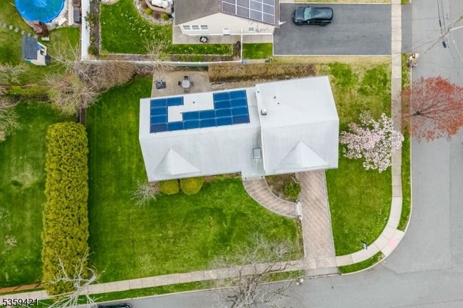 167 Rolling Hills Rd, House other with 5 bedrooms, 3 bathrooms and null parking in Clifton NJ | Image 29