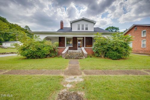 204 Clinchfield Ave, Erwin, TN, 37650-1720 | Card Image