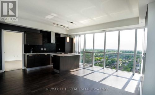 2607-11 Bogert Avenue, Toronto (Lansing-Westgate), ON, M2N0H4 | Card Image