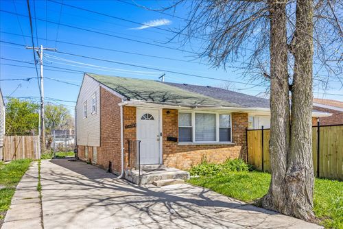 13313 S Eberhart Ave, Chicago, IL, 60827-1352 | Card Image