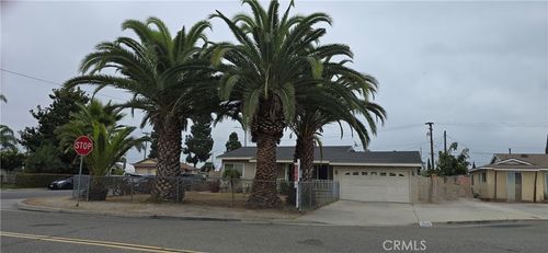 13392 Lucille St, Garden Grove, CA, 92844-2075 | Card Image