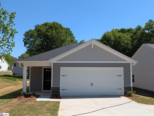 1010 S Welcome Rd, Greenville, SC, 29611-5535 | Card Image