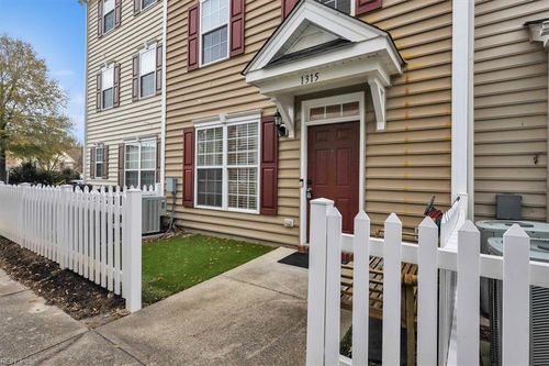 1315 Teton Cir, Suffolk, VA, 23435-3398 | Card Image