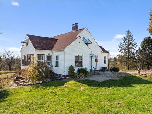 55674 High Ridge Road, Bellaire, OH, 43906 | Card Image