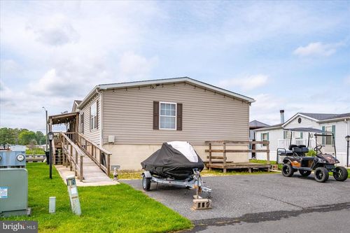 26264 Cove Dr, MILLSBORO, DE, 19966-6583 | Card Image