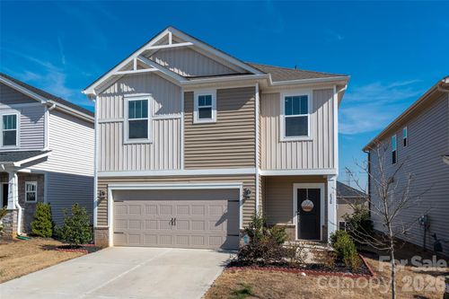 67-820 Parkette St, Concord, NC, 28027-9850 | Card Image