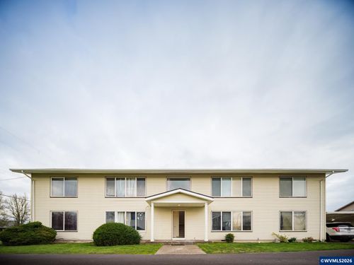 920 18th Ave Se, Albany, OR, 97322-4285 | Card Image