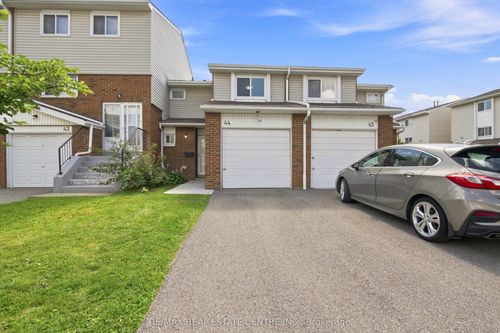 49-44 Franklin Crt, Brampton, ON, L6T3Z1 | Card Image