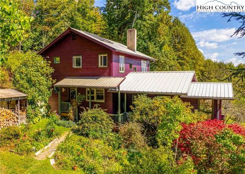 803 W Brushy Fork Rd, Creston, NC, 28615-9459 | Card Image