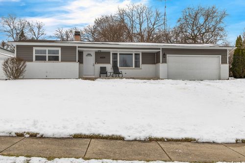 4509 Ashley Dr, McHenry, IL, 60050-4104 | Card Image