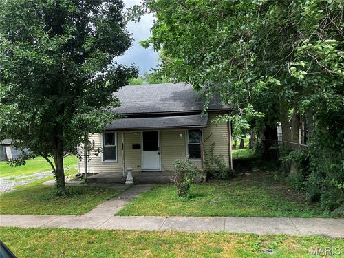 205 S Walnut Street, Duquoin, IL, 62832 | Card Image