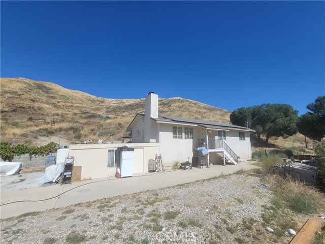 Soledad Canyon Rd, Santa Clarita, CA 91390