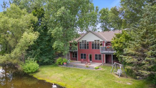 6961 Meadow Ct, Centerville, MN, 55038-8784 | Card Image
