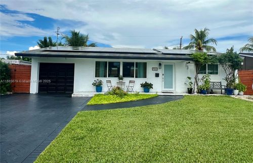 7655 Tropicana St, Miramar, FL, 33023-2550 | Card Image