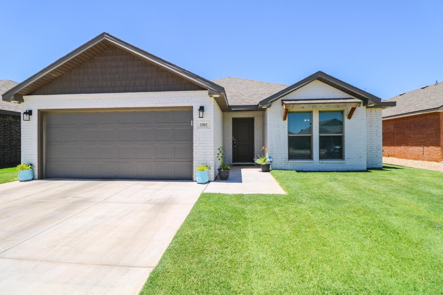 Viola Ave, Lubbock, TX 79407