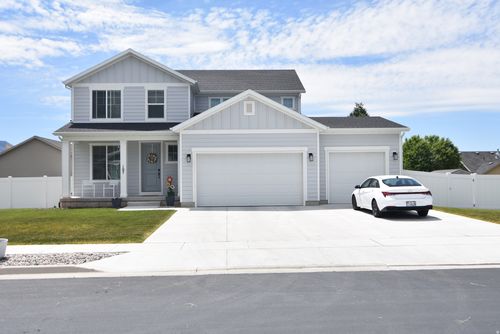 107 E Montgomery Ln, North Ogden, UT, 84414-7099 | Card Image