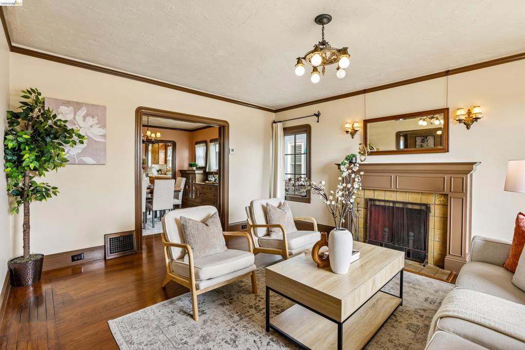 Residential in Oakland 5