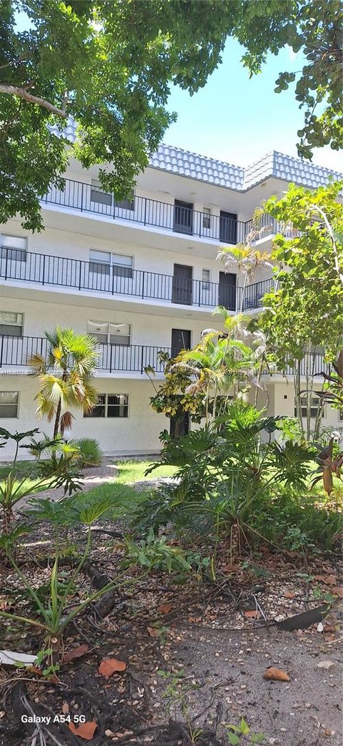 apt-106-3300 Spanish Moss Ter, Lauderhill, FL, 33319-5048 | Card Image
