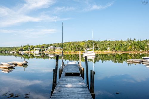 31 Seafarers Lane, Whites Lake, NS, B3T1W6 | Card Image