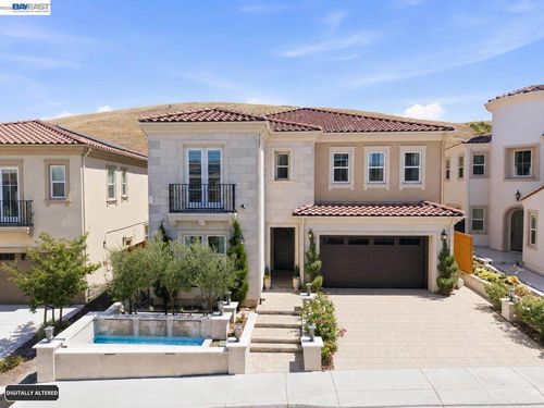 2830 Delamar Dr, Dublin, CA, 94568-4924 | Card Image