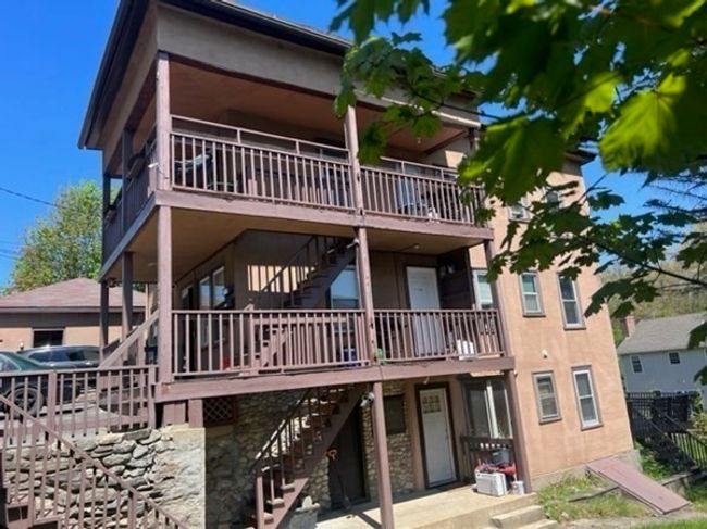 313 Canton St, Home with 7 bedrooms, 3 bathrooms and 4 parking in Fitchburg MA | Image 20