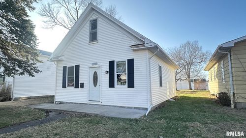 732 S 15th St, Quincy, IL, 62301-5018 | Card Image