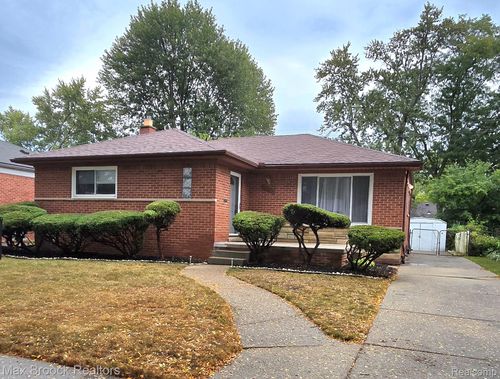 23110 Wildwood St, Oak Park, MI, 48237-2482 | Card Image