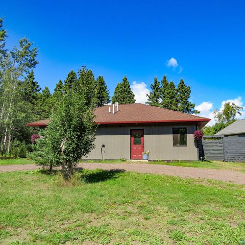 265 Mink Ranch Rd, Lutsen, MN, 55612-4438 | Card Image