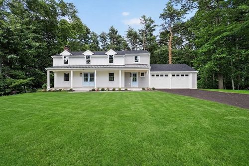 15 Pioneer Rd, Hingham, MA, 02043-3618 | Card Image