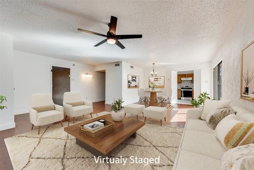 10906 Listi Dr, Dallas, TX, 75238-2952 | Card Image