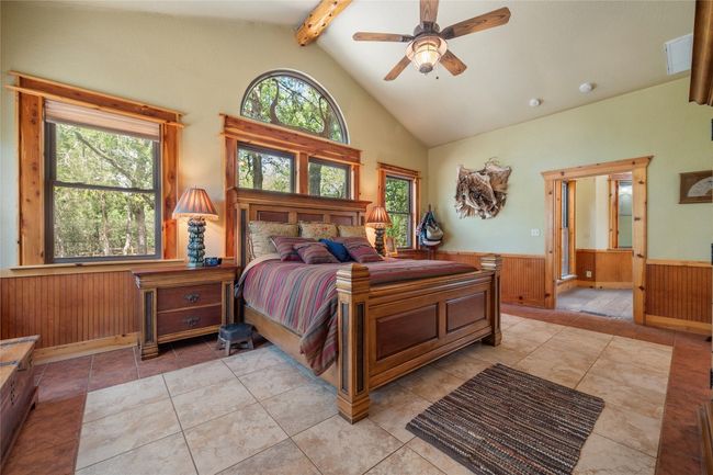 136 Red Fox Ln, Home with 5 bedrooms, 6 bathrooms and 6 parking in Bastrop TX | Image 11