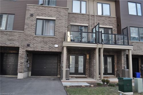 27 Roxanne Dr, Hamilton, ON, L8H0B6 | Card Image