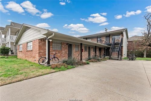 d-3906 Aspen St, Bryan, TX, 77801-4750 | Card Image