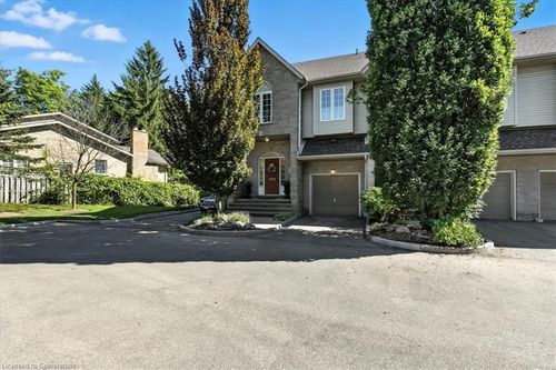 1-460 Woolwich St, Waterloo, ON, N2K4G8 | Card Image