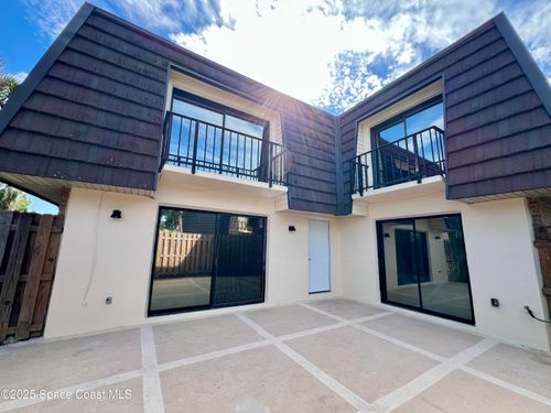 1917 Vista Oaks Cir Ne, PALM BAY, FL, 32905-3135 | Card Image