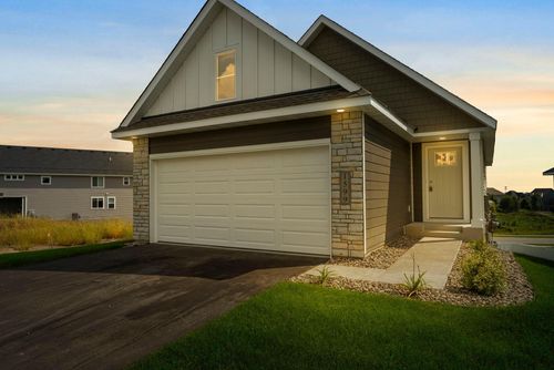 1599 76th St W, Inver Grove Heights, MN, 55077-3713 | Card Image