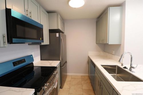 unit-105-4041 Oakcrest Dr, San Diego, CA, 92105-2146 | Card Image