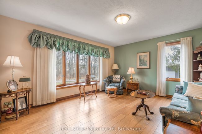 203 Sideroad 5, House other with 3 bedrooms, 2 bathrooms and 2 parking in Bruce ON | Image 5