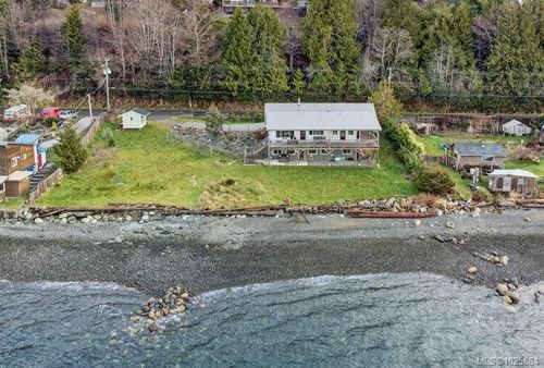 420 1st St, Sointula, BC, V0N3E0 | Card Image